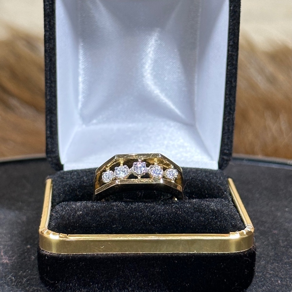 Gold Diamond Ring